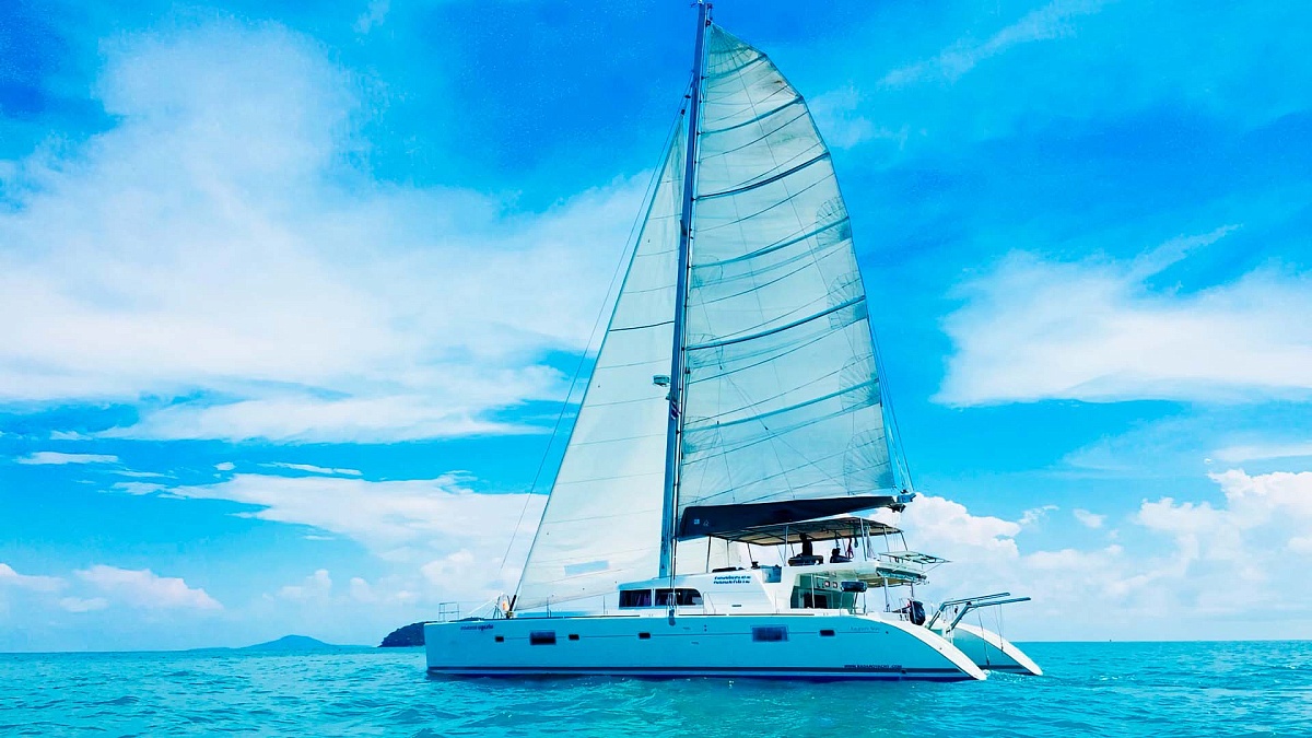 Аренда катамарана Lagoon 500 Blue Metis на Пхукете